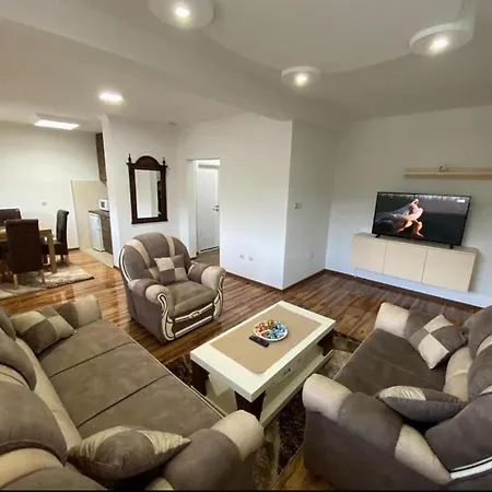 Апартаменты Stan Na Dan Novi